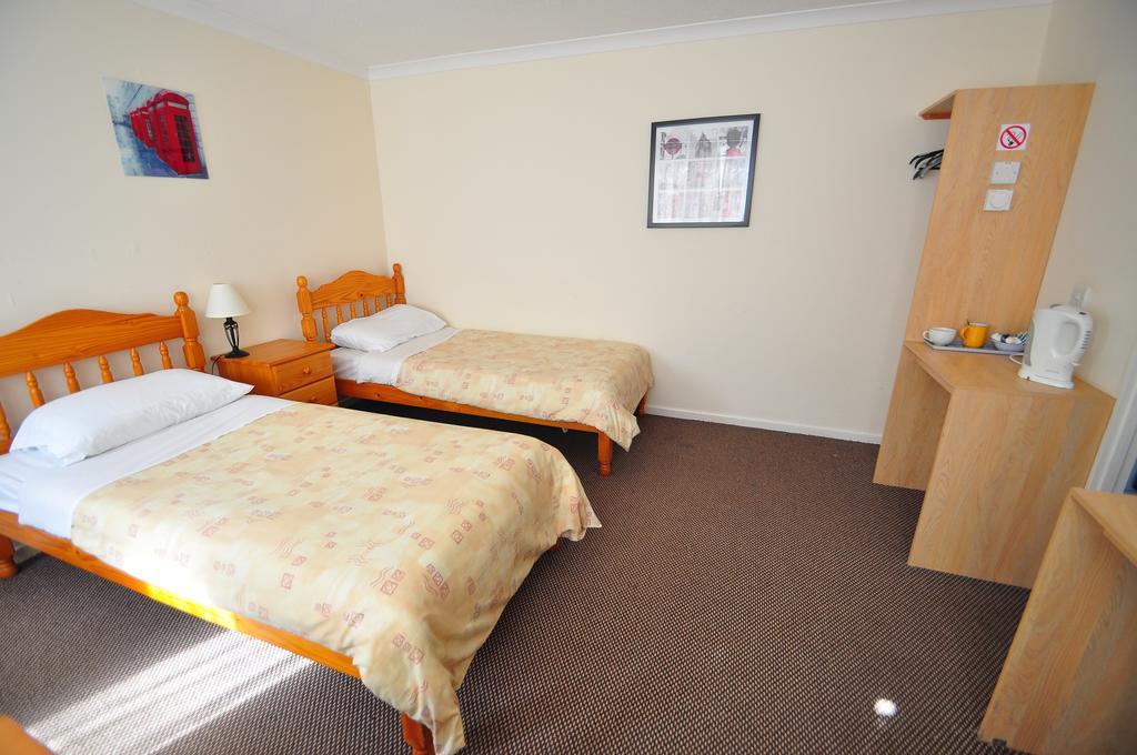 Warrens Village Motel&Self Catering Clevedon Zimmer foto