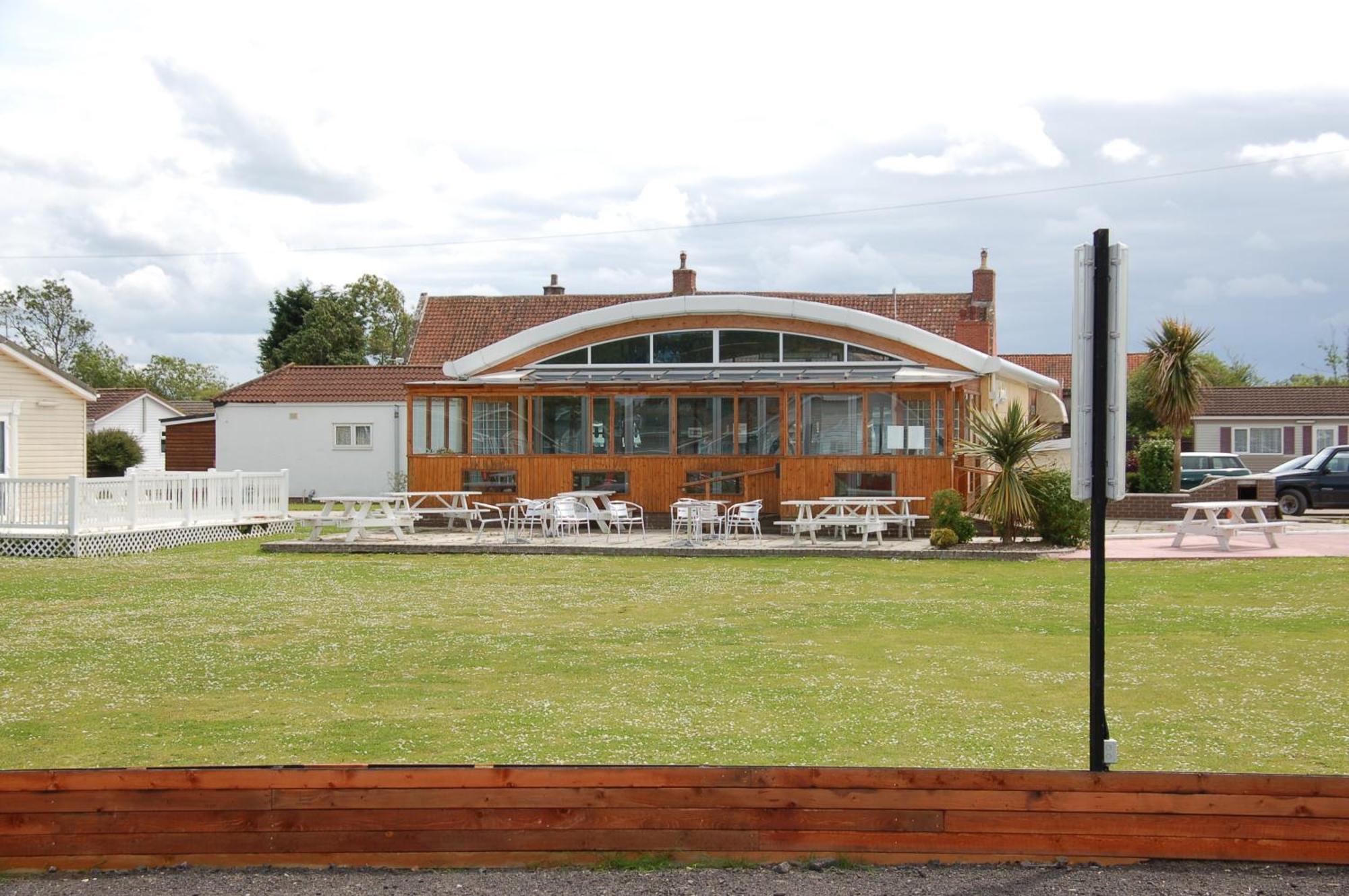 Warrens Village Motel&Self Catering Clevedon Exterior foto